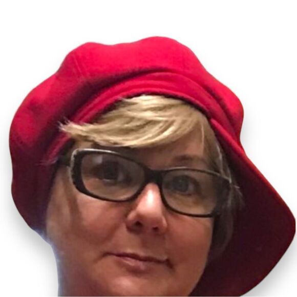 Red Curved Brim Floppy Button Top Newsboy Hat Cabbie Cap - NEW - Picture 1 of 4